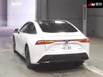 Toyota MIRAI  с аукциона в Японии
