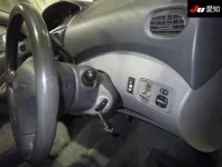 Toyota FUNCARGO лот № 30959 оценка 3.5  с аукциона в Японии 4