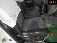 Toyota CROWN COMFORT лот № 30833 оценка 3.5  с аукциона в Японии 5