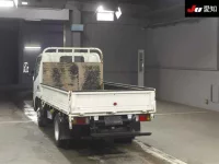 Toyota DYNA лот № 7147 оценка 3.5  с аукциона в Японии 1