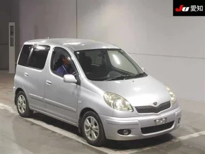 Toyota FUNCARGO  с аукциона в Японии