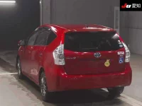 Toyota PRIUS ALPHA лот № 31011 оценка R  с аукциона в Японии 1