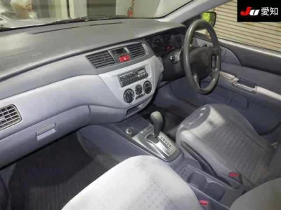 Mitsubishi LANCER VAN