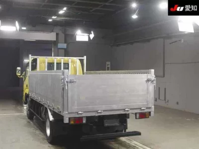 Hino DUTRO  с аукциона в Японии