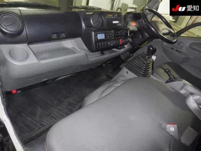 Hino DUTRO  с аукциона в Японии