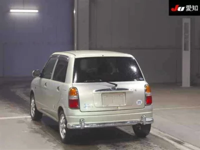 Daihatsu MIRA