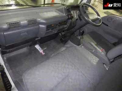 Mazda TITAN  с аукциона в Японии