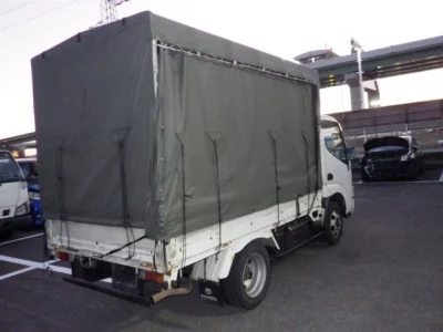 Toyota DYNA  с аукциона в Японии