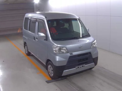 Toyota Pixis Van