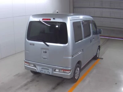 Toyota Pixis Van