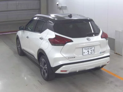 Nissan KICKS