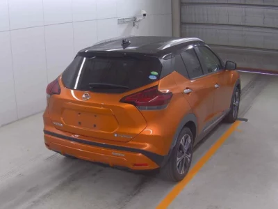 Nissan Kicks