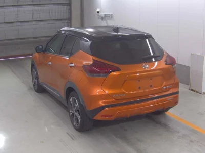 Nissan KICKS