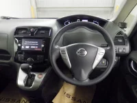 Nissan SERENA лот № 2008 оценка 4  с аукциона в Японии 4