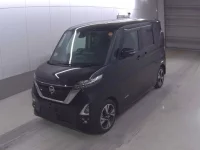 Nissan ROOX лот № 3009 оценка 4  с аукциона в Японии 2
