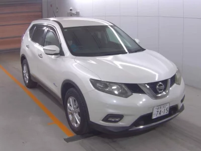 Nissan X-TRAIL