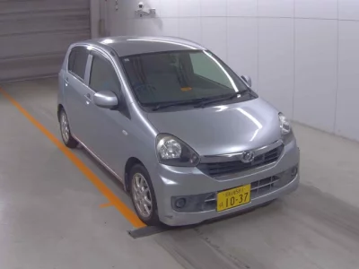 Daihatsu MIRA E S
