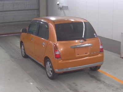 Daihatsu MIRA