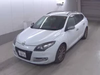 Renault MEGANE лот № 4135 оценка 4.5  с аукциона в Японии 2