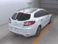 Renault MEGANE лот № 4135 оценка 4.5  с аукциона в Японии 3