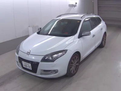 Renault MEGANE  с аукциона в Японии