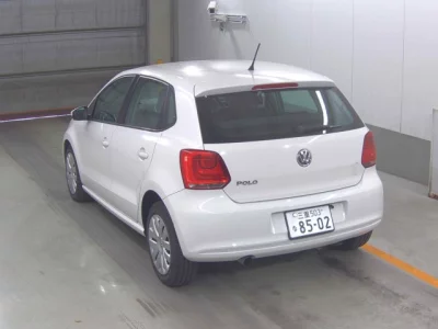 Volkswagen Polo  с аукциона в Японии