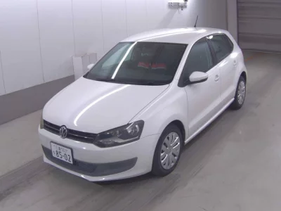 Volkswagen Polo  с аукциона в Японии