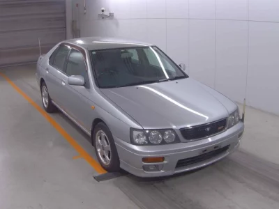 Nissan BLUEBIRD  с аукциона в Японии