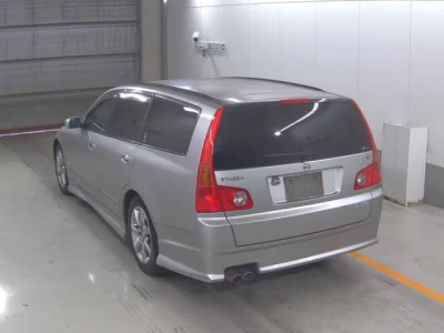 Nissan STAGEA