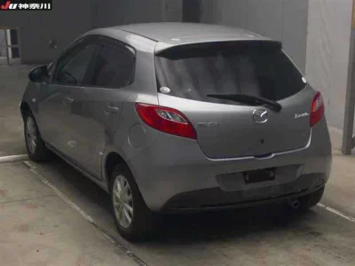Mazda DEMIO