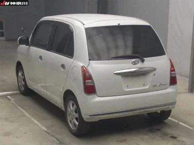 Daihatsu MIRA