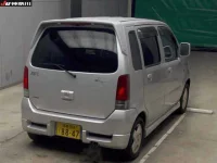 Suzuki WAGON R лот № 3037 оценка R  с аукциона в Японии 3