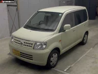 Nissan OTTI лот № 3061 оценка 3.5  с аукциона в Японии 2