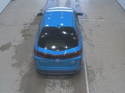 Toyota PRIUS PHV  с аукциона в Японии