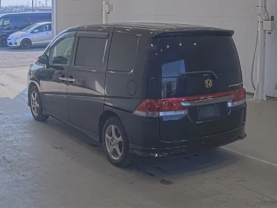 Honda STEP WAGON  с аукциона в Японии