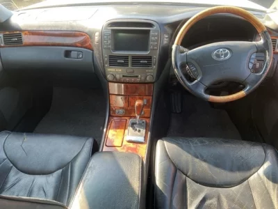 Toyota CELSIOR  с аукциона в Японии