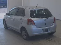 Toyota VITZ лот № 4034 оценка 3.5  с аукциона в Японии 1