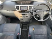 Toyota VOXY лот № 4042 оценка RA  с аукциона в Японии 3