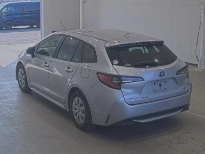 Toyota COROLLA TOURING  с аукциона в Японии