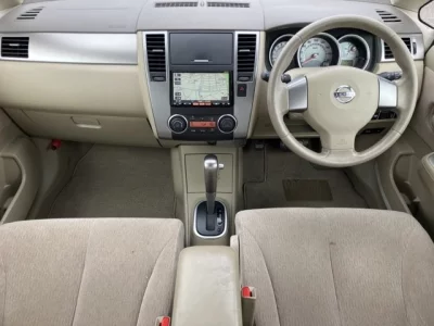Nissan TIIDA LATIO