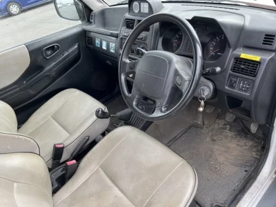 Mitsubishi PAJERO JR