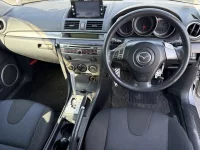 Mazda AXELA лот № 4047 оценка 3.5  с аукциона в Японии 3