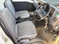 Subaru SAMBAR лот № 1071 оценка 4  с аукциона в Японии 7