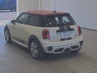 BMW MINI лот № 1761 оценка 4  с аукциона в Японии 1