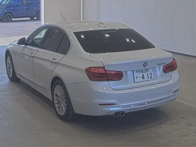 BMW 3-Series  с аукциона в Японии
