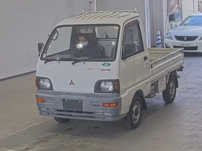 Mitsubishi MINICAB TRUCK