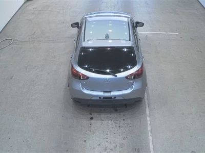 Mazda DEMIO  с аукциона в Японии