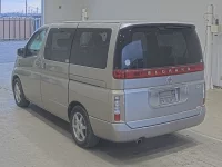 Nissan ELGRAND лот № 1541 оценка 3  с аукциона в Японии 1