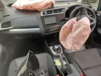 Honda FIT лот № 2204 оценка 0  с аукциона в Японии 2