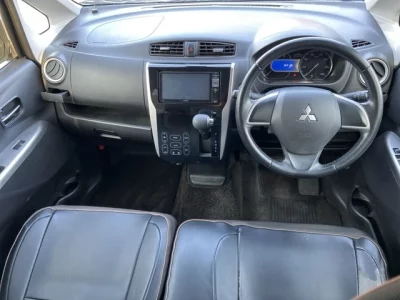 Mitsubishi EK CUSTOM